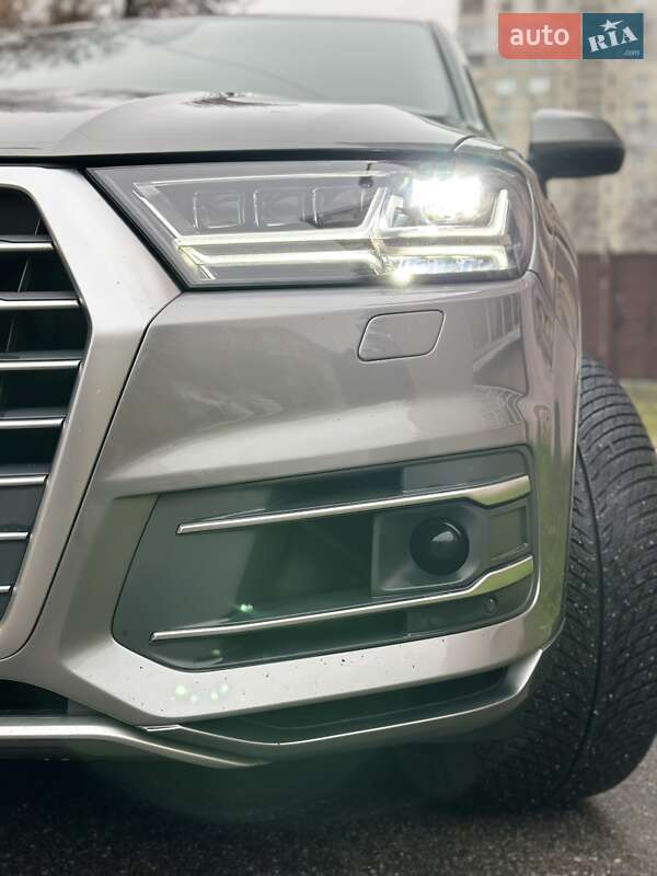 Внедорожник / Кроссовер Audi Q7 2017 в Харькове фото 12 Внедорожник / Кроссовер Audi Q7 2017 в Харькове