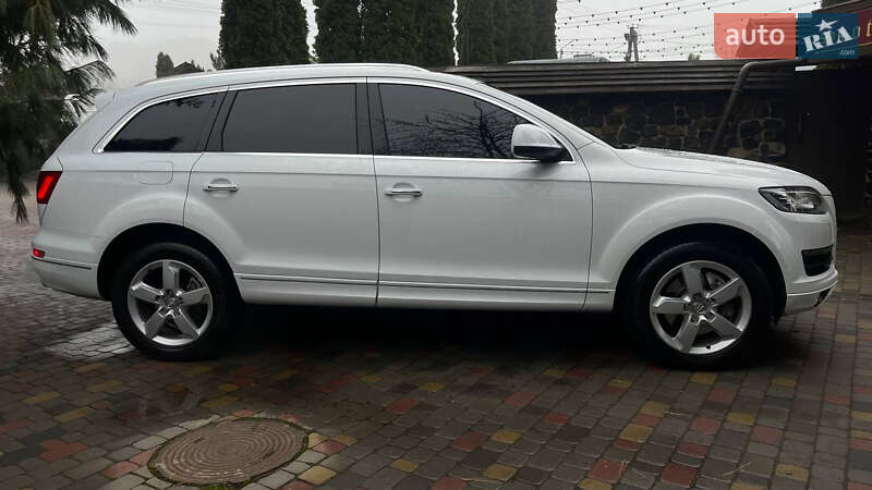 Позашляховик / Кросовер Audi Q7 2015 в Хмельницькому