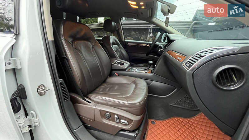 Позашляховик / Кросовер Audi Q7 2015 в Хмельницькому