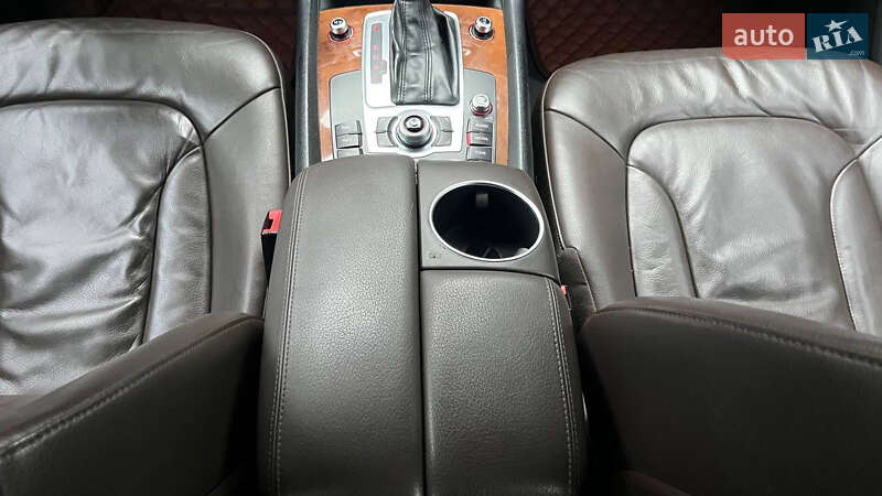 Позашляховик / Кросовер Audi Q7 2015 в Хмельницькому