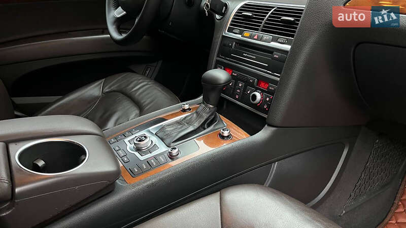 Позашляховик / Кросовер Audi Q7 2015 в Хмельницькому