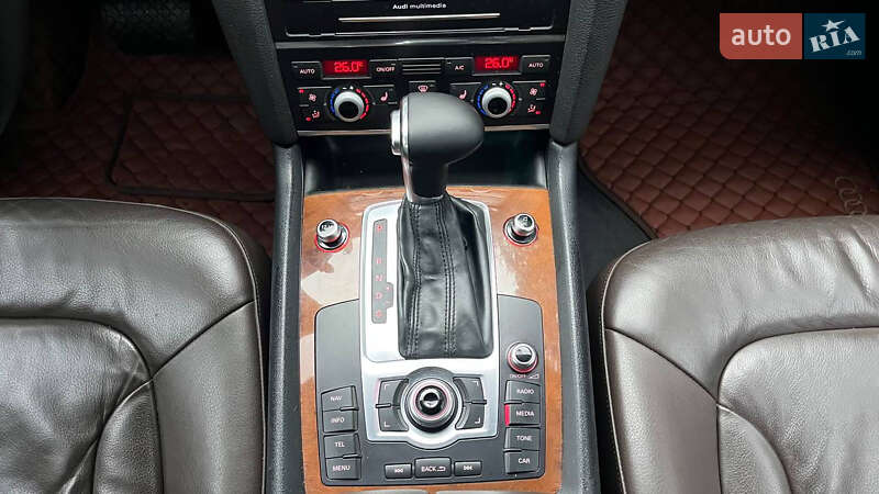 Позашляховик / Кросовер Audi Q7 2015 в Хмельницькому