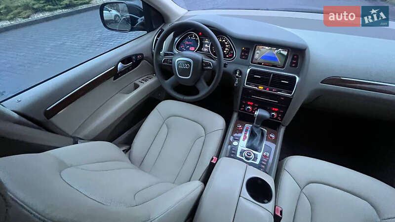 Внедорожник / Кроссовер Audi Q7 2010 в Хмельницком