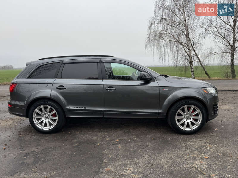 Позашляховик / Кросовер Audi Q7 2015 в Броварах