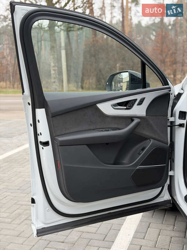 Внедорожник / Кроссовер Audi Q7 2021 в Киеве фото 22 Внедорожник / Кроссовер Audi Q7 2021 в Киеве