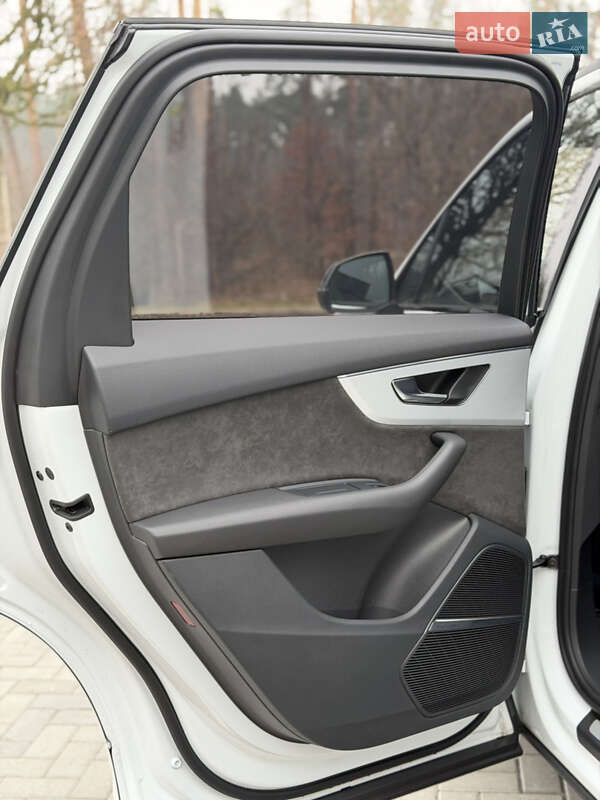 Внедорожник / Кроссовер Audi Q7 2021 в Киеве фото 39 Внедорожник / Кроссовер Audi Q7 2021 в Киеве