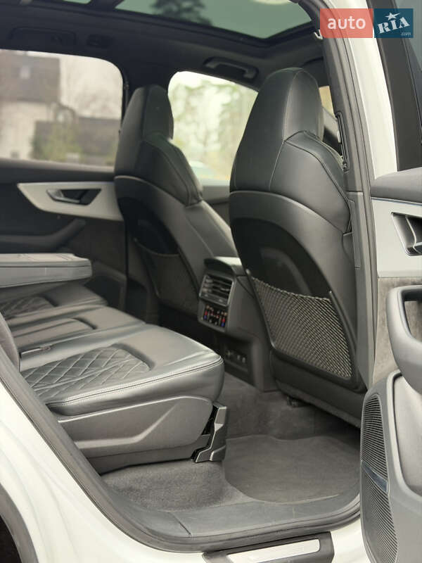 Внедорожник / Кроссовер Audi Q7 2021 в Киеве фото 52 Внедорожник / Кроссовер Audi Q7 2021 в Киеве