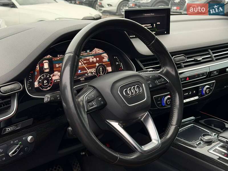 Позашляховик / Кросовер Audi Q7 2016 в Харкові