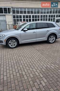 Внедорожник / Кроссовер Audi Q7 2017 в Киеве