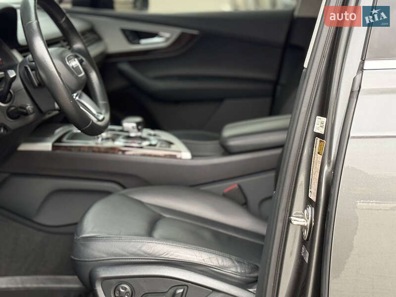 Внедорожник / Кроссовер Audi Q7 2019 в Белой Церкви