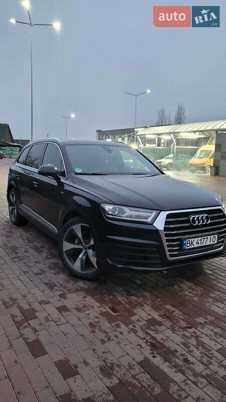 Внедорожник / Кроссовер Audi Q7 2015 в Сарнах фото 4 Внедорожник / Кроссовер Audi Q7 2015 в Сарнах