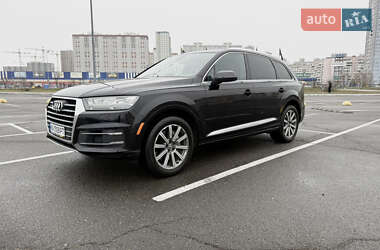 Внедорожник / Кроссовер Audi Q7 2017 в Киеве
