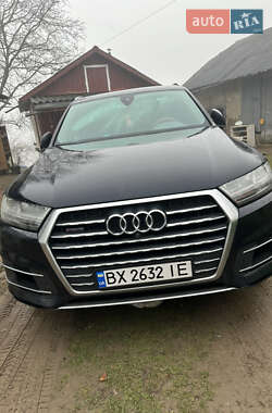 Внедорожник / Кроссовер Audi Q7 2016 в Богородчанах