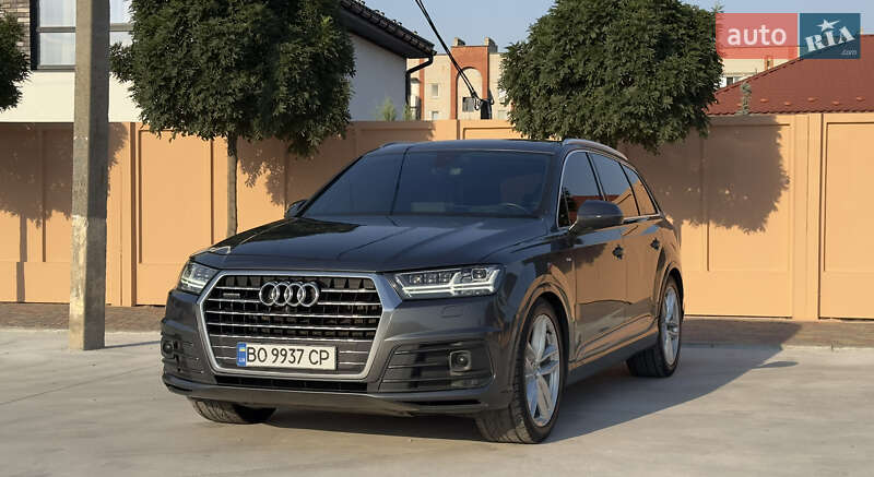 Внедорожник / Кроссовер Audi Q7 2016 в Павлограде
