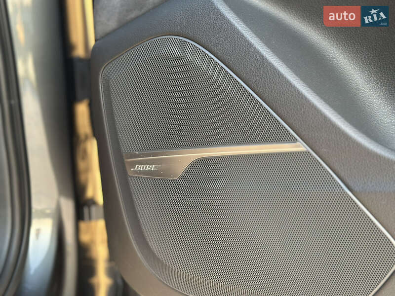 Внедорожник / Кроссовер Audi Q7 2016 в Павлограде