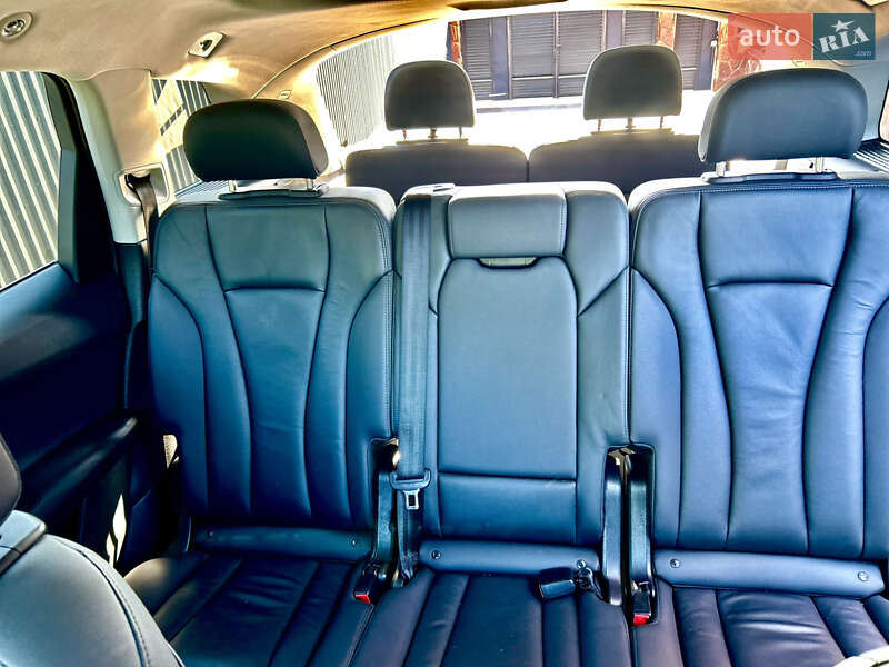 Внедорожник / Кроссовер Audi Q7 2022 в Тернополе