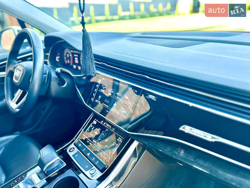 Внедорожник / Кроссовер Audi Q7 2022 в Тернополе