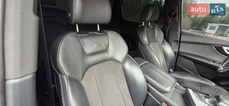 Позашляховик / Кросовер Audi Q7 2017 в Яремчі