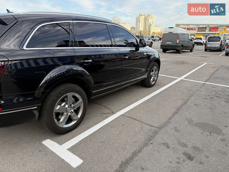 Внедорожник / Кроссовер Audi Q7 2012 в Запорожье