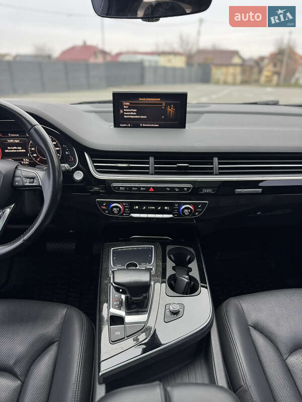 Позашляховик / Кросовер Audi Q7 2017 в Дубні фото 32 Позашляховик / Кросовер Audi Q7 2017 в Дубні