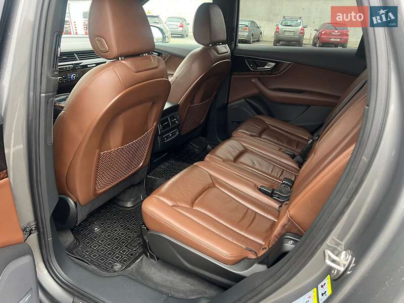 Позашляховик / Кросовер Audi Q7 2016 в Ірпені фото 8 Позашляховик / Кросовер Audi Q7 2016 в Ірпені