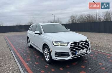 Позашляховик / Кросовер Audi Q7 2016 в Виноградові