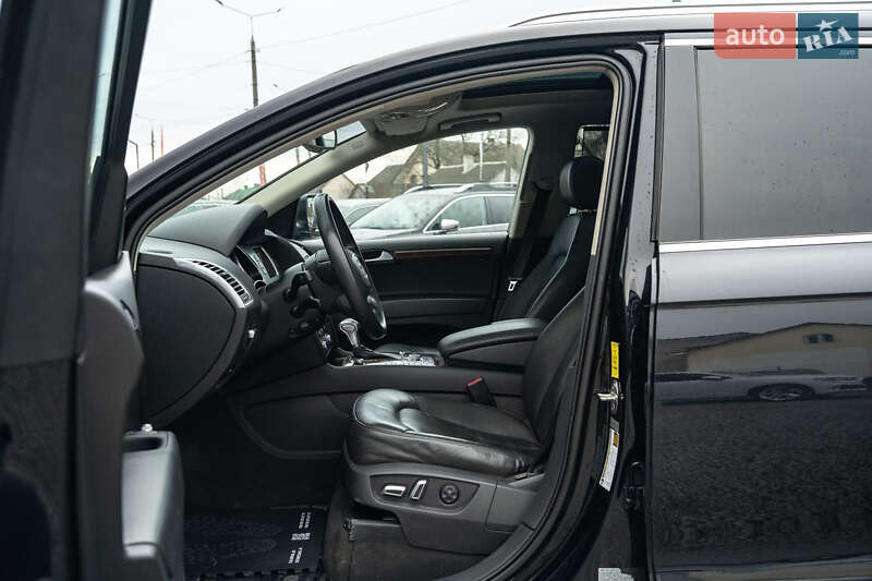 Внедорожник / Кроссовер Audi Q7 2013 в Черновцах