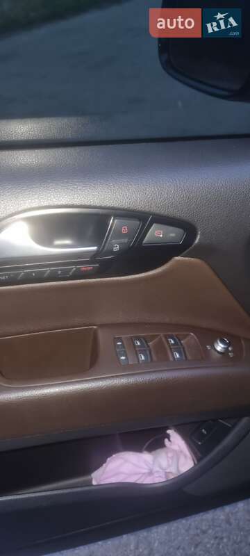 Позашляховик / Кросовер Audi Q7 2010 в Охтирці