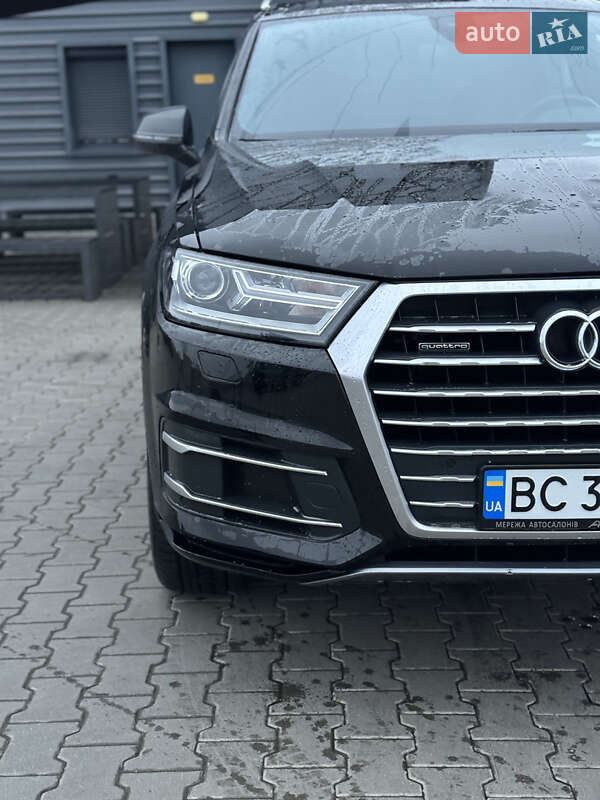 Внедорожник / Кроссовер Audi Q7 2017 в Киеве фото 5 Внедорожник / Кроссовер Audi Q7 2017 в Киеве