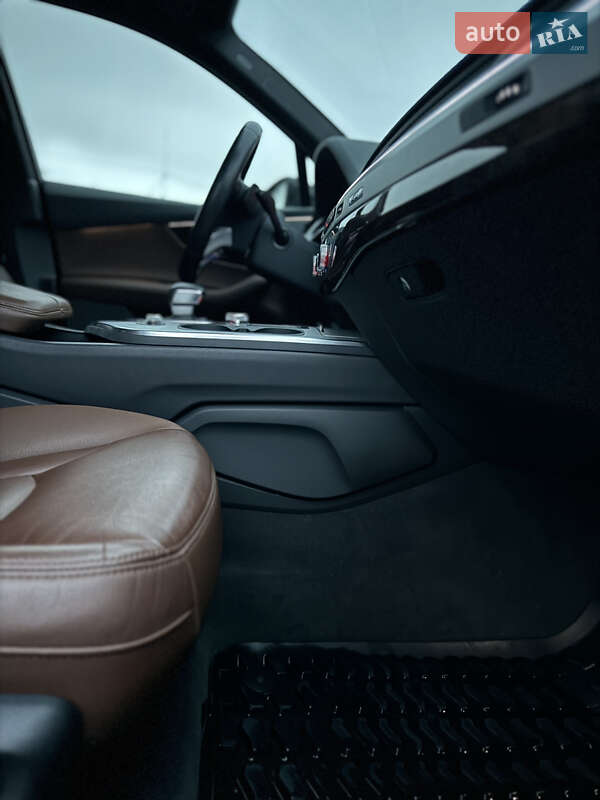 Внедорожник / Кроссовер Audi Q7 2017 в Киеве фото 31 Внедорожник / Кроссовер Audi Q7 2017 в Киеве