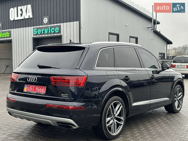 Внедорожник / Кроссовер Audi Q7 2017 в Владимире