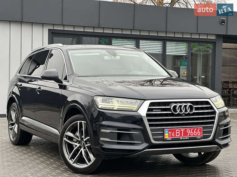 Внедорожник / Кроссовер Audi Q7 2017 в Владимире