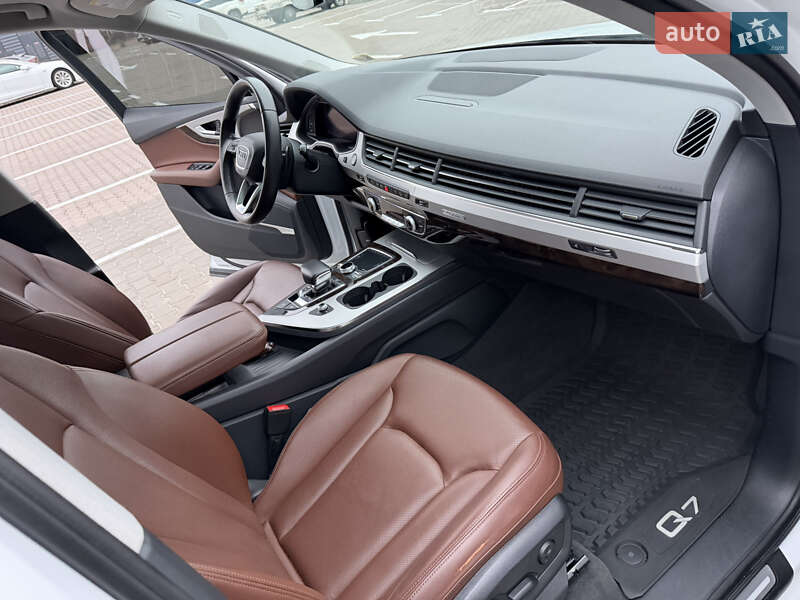 Внедорожник / Кроссовер Audi Q7 2019 в Киеве фото 21 Внедорожник / Кроссовер Audi Q7 2019 в Киеве