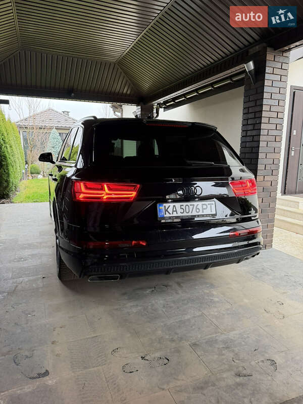 Внедорожник / Кроссовер Audi Q7 2018 в Киеве фото 5 Внедорожник / Кроссовер Audi Q7 2018 в Киеве