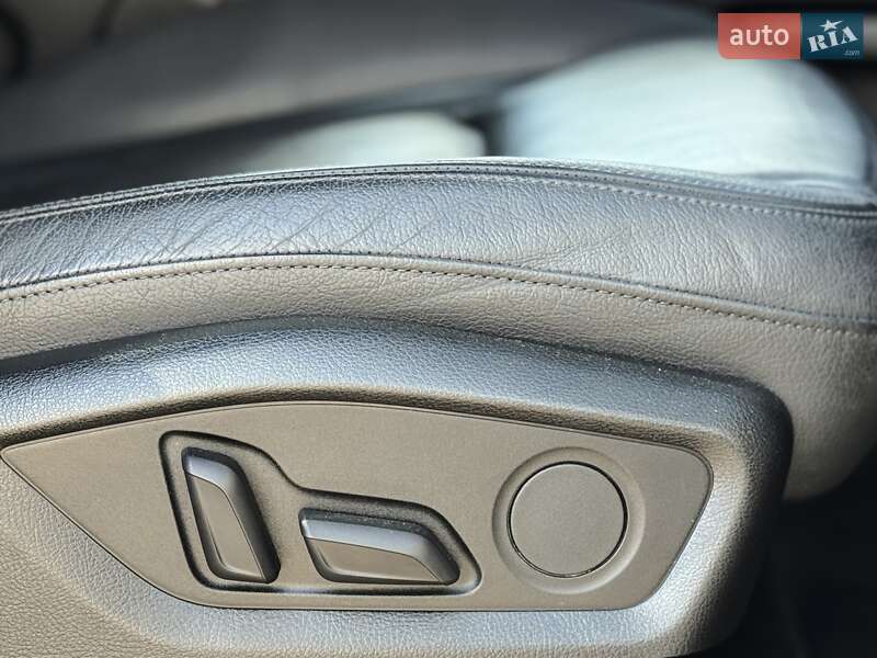 Внедорожник / Кроссовер Audi Q7 2016 в Днепре