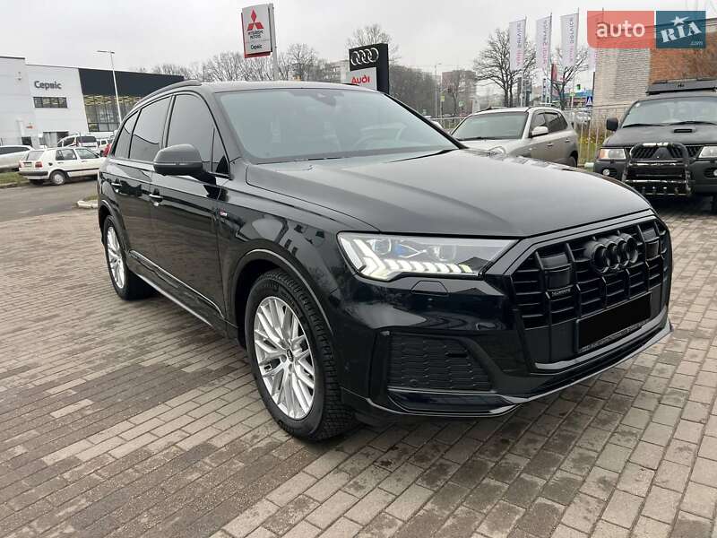 Внедорожник / Кроссовер Audi Q7 2023 в Полтаве