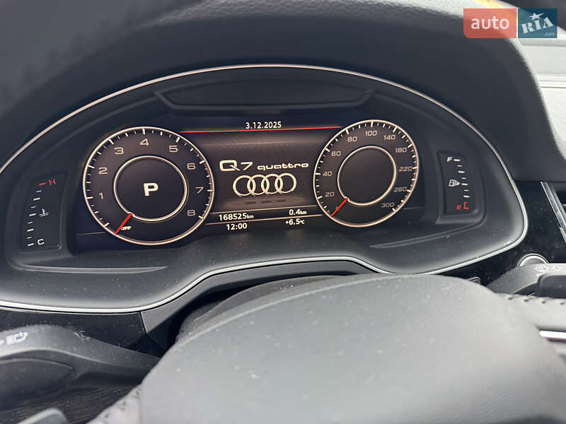 Позашляховик / Кросовер Audi Q7 2016 в Луцьку