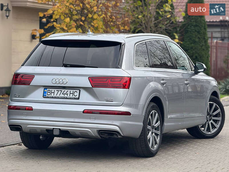Внедорожник / Кроссовер Audi Q7 2017 в Одессе