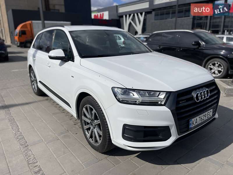 Внедорожник / Кроссовер Audi Q7 2018 в Киеве фото 4 Внедорожник / Кроссовер Audi Q7 2018 в Киеве