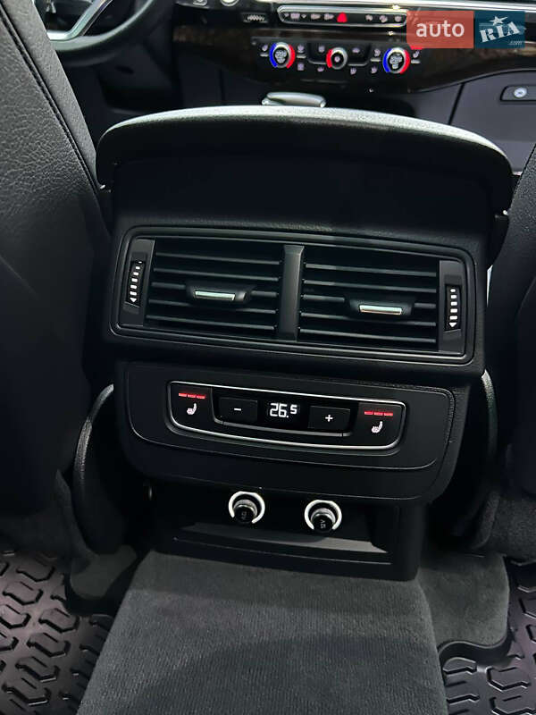 Внедорожник / Кроссовер Audi Q7 2018 в Львове фото 46 Внедорожник / Кроссовер Audi Q7 2018 в Львове