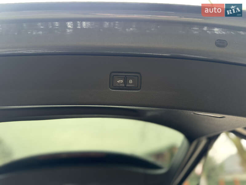 Внедорожник / Кроссовер Audi Q7 2016 в Львове фото 7 Внедорожник / Кроссовер Audi Q7 2016 в Львове