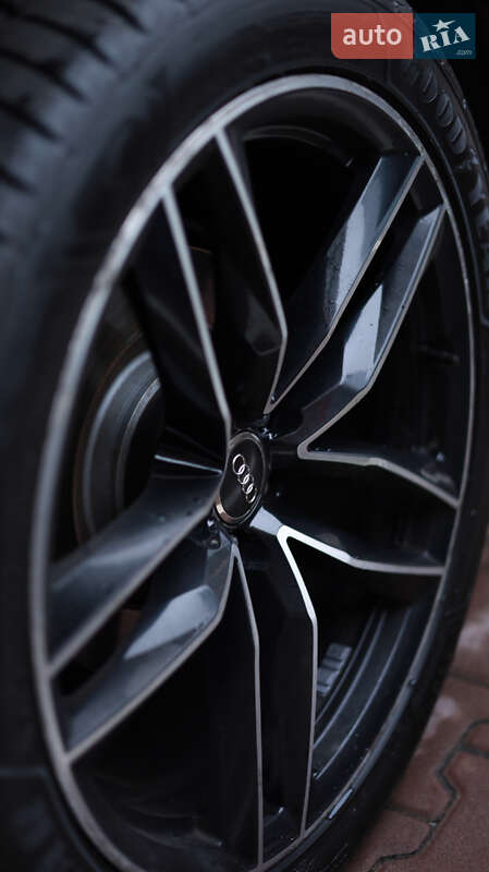 Внедорожник / Кроссовер Audi Q7 2018 в Киеве фото 6 Внедорожник / Кроссовер Audi Q7 2018 в Киеве