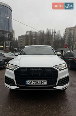 Внедорожник / Кроссовер Audi Q7 2020 в Киеве