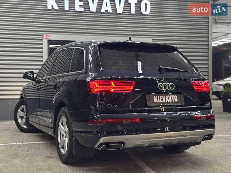 Внедорожник / Кроссовер Audi Q7 2015 в Киеве фото 6 Внедорожник / Кроссовер Audi Q7 2015 в Киеве