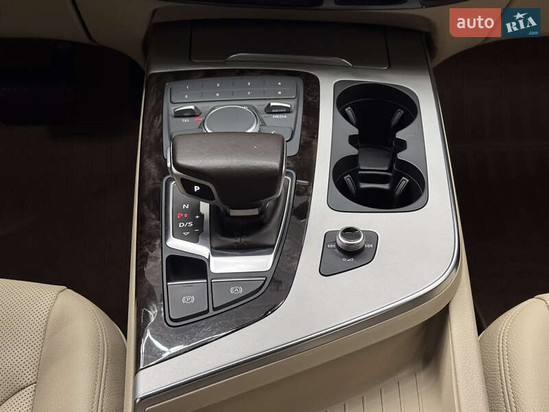 Внедорожник / Кроссовер Audi Q7 2015 в Киеве фото 27 Внедорожник / Кроссовер Audi Q7 2015 в Киеве