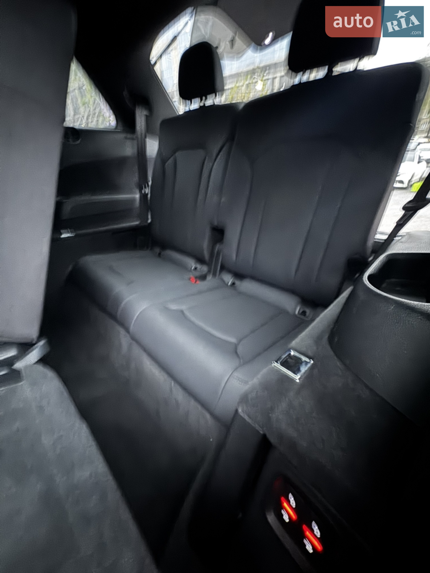 2020 Audi Q7 - мініатюра 16