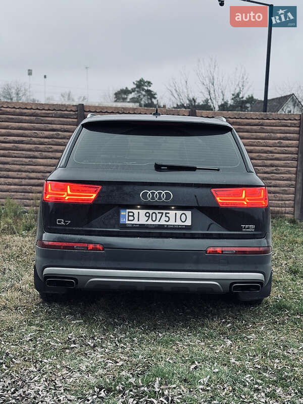 Внедорожник / Кроссовер Audi Q7 2018 в Горишних Плавнях