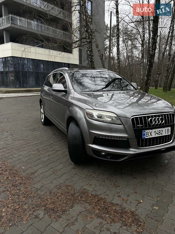 Audi Q7 2011