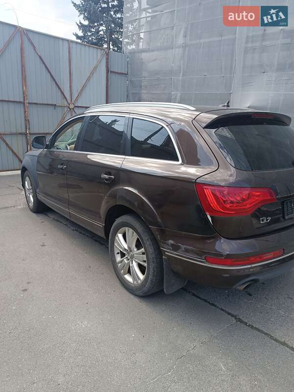 Внедорожник / Кроссовер Audi Q7 2011 в Киеве