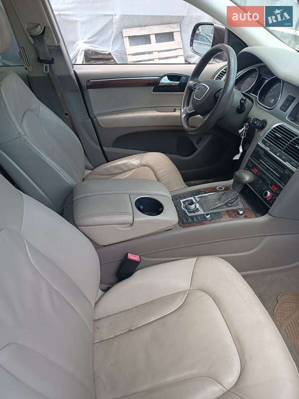 Внедорожник / Кроссовер Audi Q7 2011 в Киеве